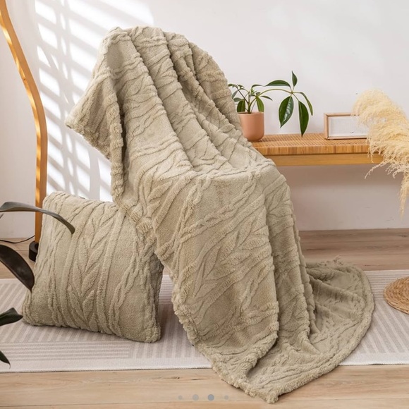 Sherpa Throw Blanket-3D Stylish Design Super Soft - Picture 2 of 3